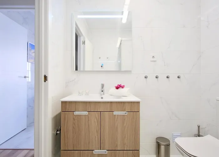 Avenida T2 * Quarteira