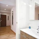 Avenida T2 Apartment Quarteira