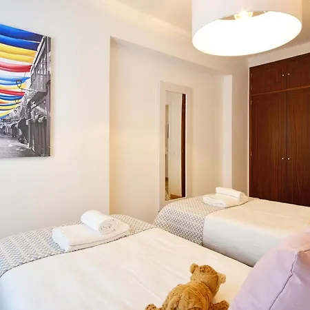 Avenida T2 Apartment Quarteira